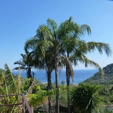 Apartment Holidaysora Taormina - Il Giardino Di Graziella *