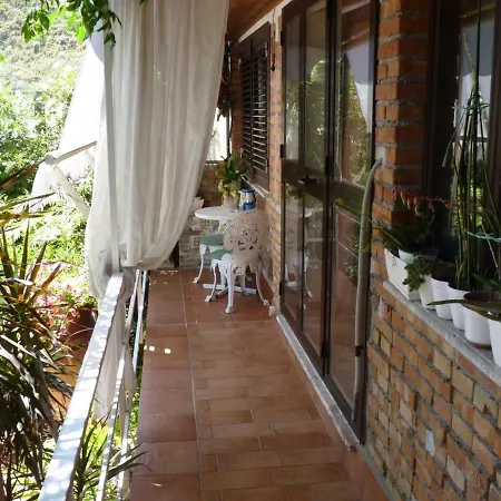 Holidaysora Taormina - Il Giardino Di Graziella Apartment