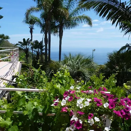 Holidaysora Taormina - Il Giardino Di Graziella Apartment